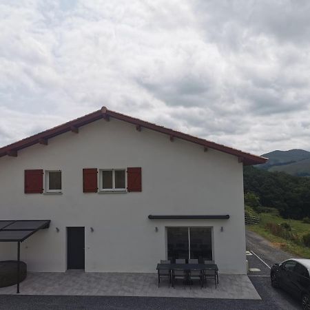 Maison Mitoyenne Au Coeur Du Pays Basque Saint-Esteben Exteriér fotografie